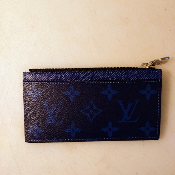 Louis Vuitton Men's Wallet - Picture 5 of 8
